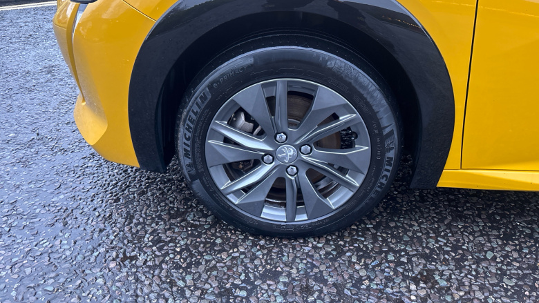 Peugeot 208 100kW Allure Premium + 50kWh 5dr Auto Electric Hatchback